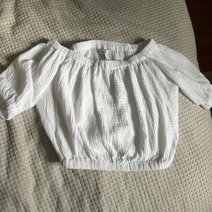 Cupcakes and Cashmere white top size small